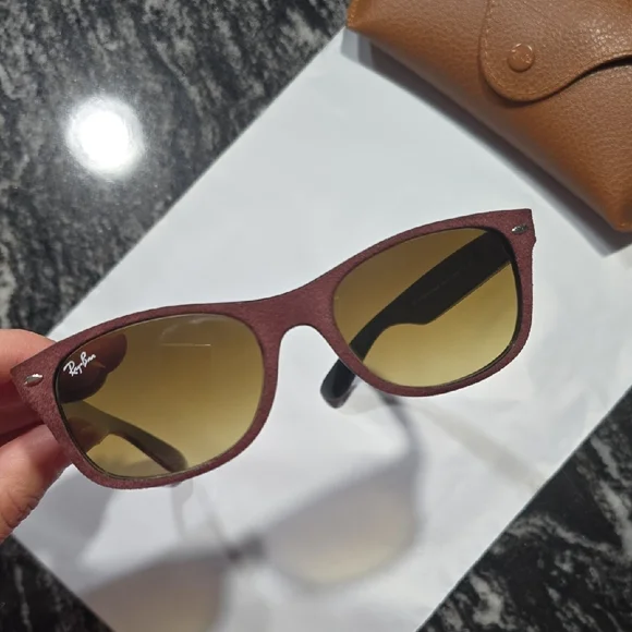 Ray-Ban Sunglasses with Brown Case and Burgundy Frame - Picture 6 of 8